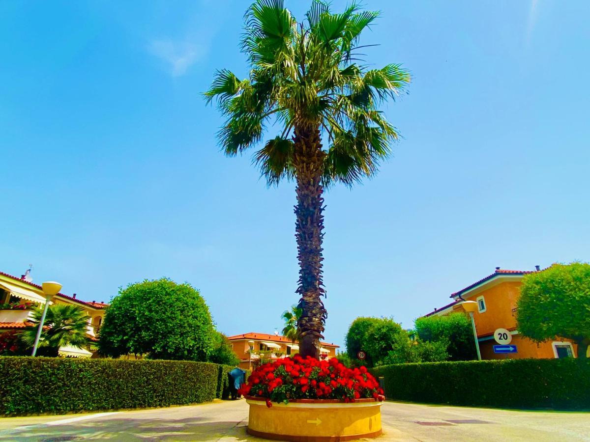 Villaggio I Giardini Del Conero 雷卡纳蒂港 外观 照片